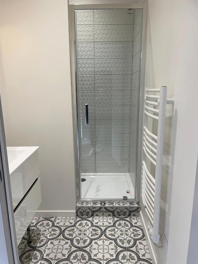 בורדו Superbes Studios De Charme, Lumineux Et Climatises En Plein Centre מראה חיצוני תמונה